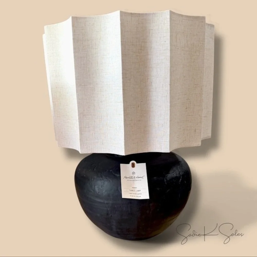 Oversized Ceramic Table Lamp Fluted Shade Black/White -‎ Hearth & Hand Magnolia